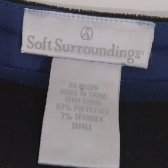 SOFT SURROUNDINGS BLUE KIMONO STYLE TOP WITH VELOUR TRIMING - Picture 3 of 5